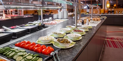 Wellnessurlaub - Bad Aibling - Frühstücksbuffet - Adults-Only-Hotel DAS SIEBEN ****Superior