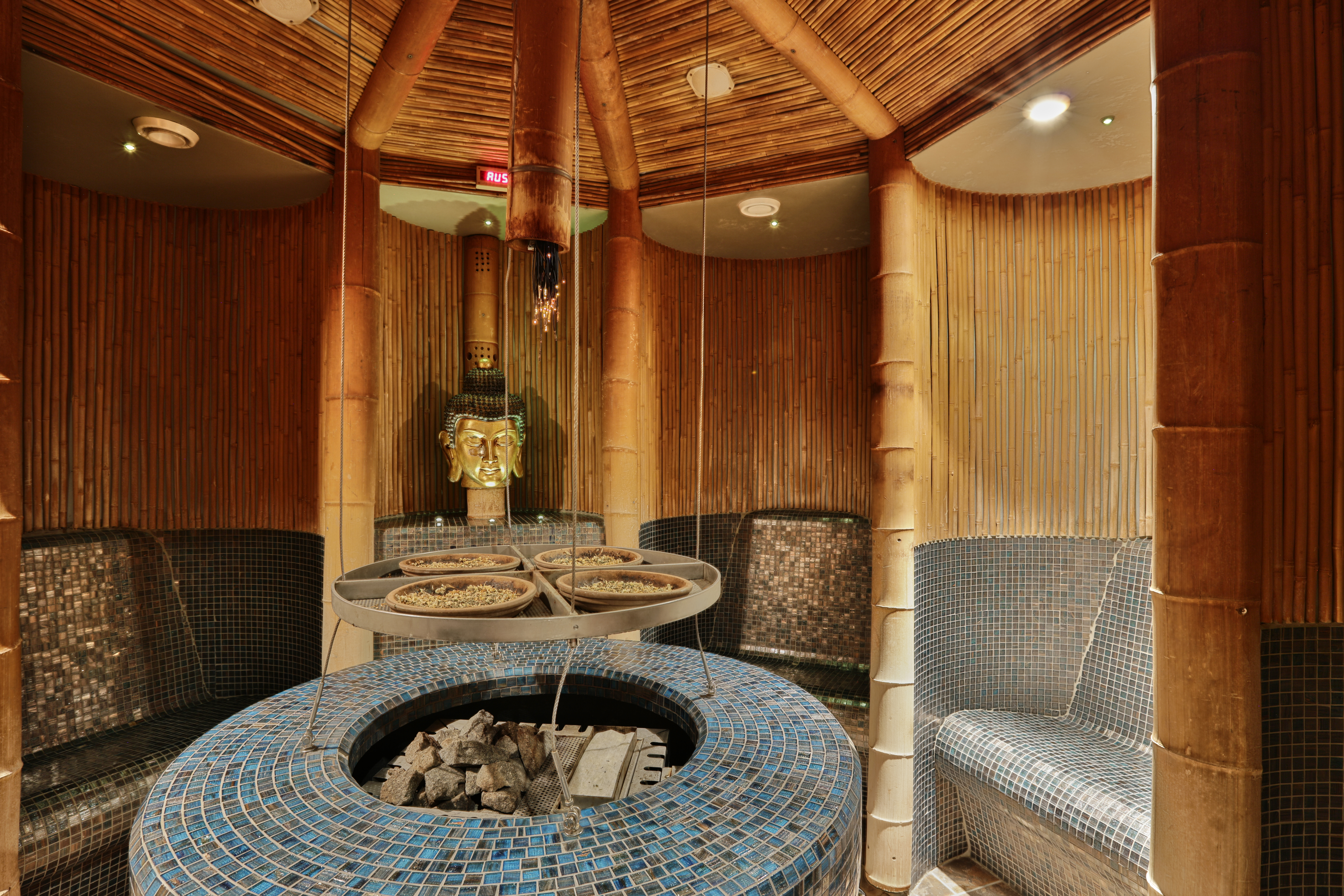 BEATUS Wellness- & Spa-Hotel Saunen und Bäder im Detail Thai Kräutersauna