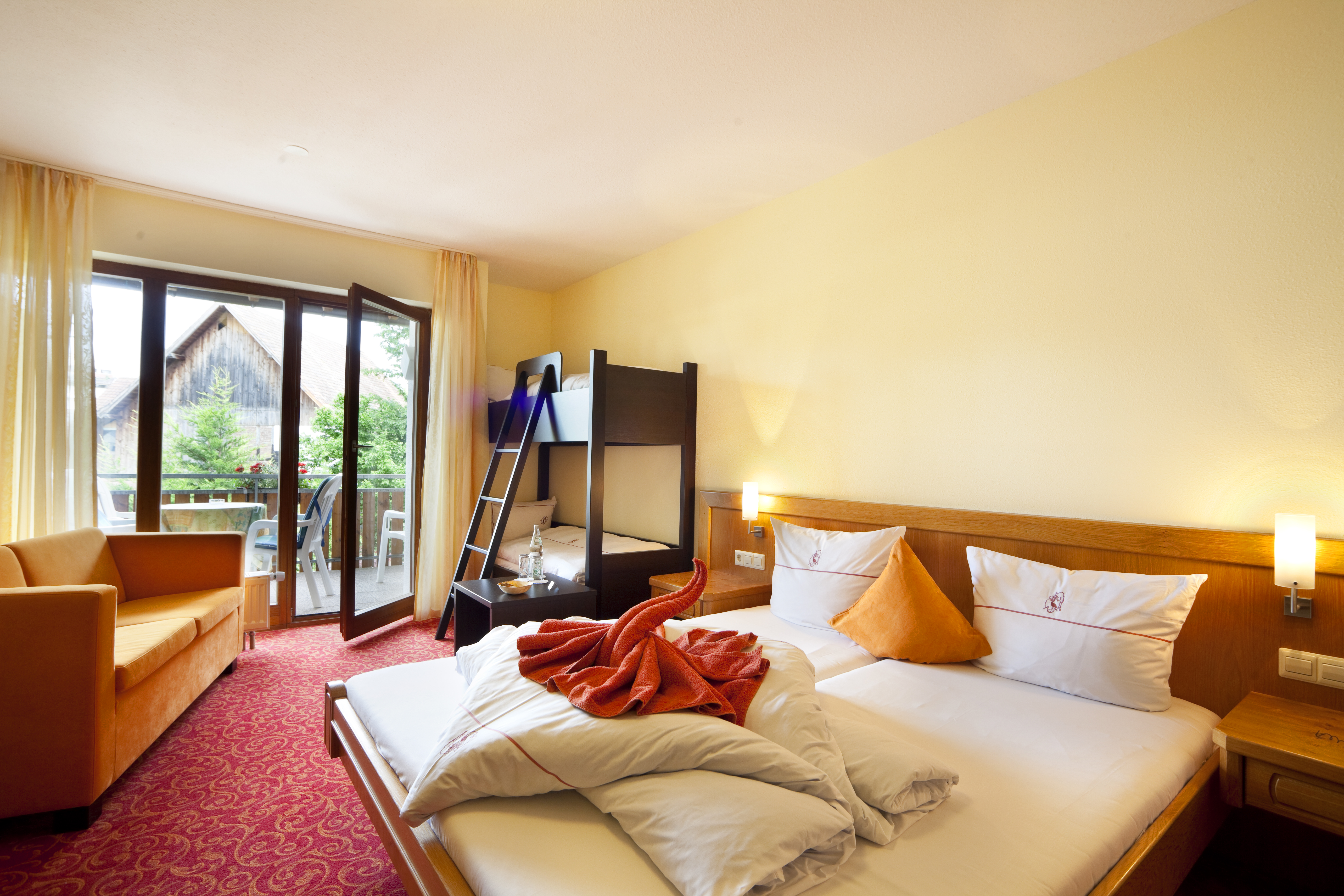 Wellnesshotel: Familienzimmer im Gästehaus - Bodensee Hotel Storchen Spa & Wellness 