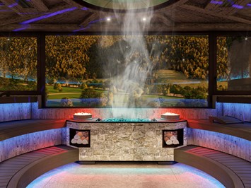 Hotel Quelle Nature Spa Resort ***** Saunen und Bäder im Detail 12 verschiedene Saunaoasen