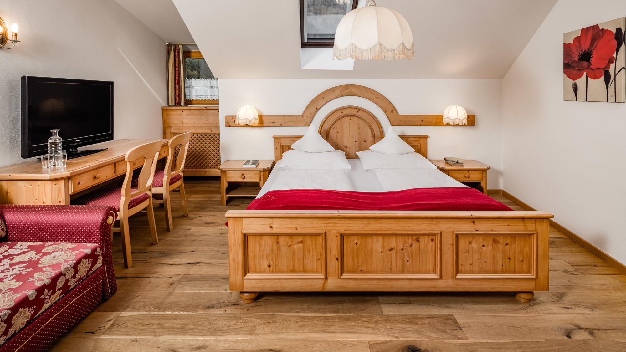 Hotel Saltauserhof Zimmerkategorien Typ 1 - Mansardenzimmer „Schildhof”