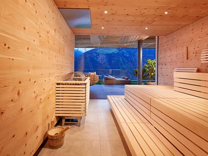 Wellnessurlaub - Dorf Tirol - Bio-Kräuter-Sauna - Hotel Das Sonnenparadies