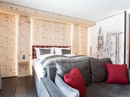Wellnessurlaub - Dorf Tirol - Zimmerklategorie Valbel - Aktiv und Wellnesshotel Traube Post ****