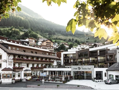 Wellnessurlaub - Dorf Tirol - Aktiv- und Wellnesshotel Traube Post in Graun - Aktiv und Wellnesshotel Traube Post ****