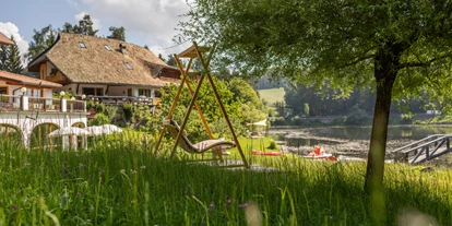 Wellnessurlaub - Dorf Tirol - Großzügiger Garten und Außenbereich - Hotel Weihrerhof