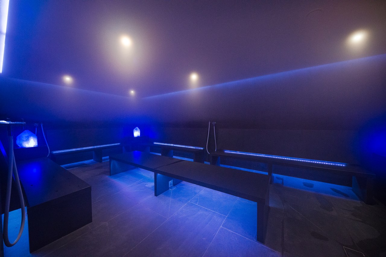 Weinegg Wellviva Resort Saunen und Bäder im Detail Dampfbad