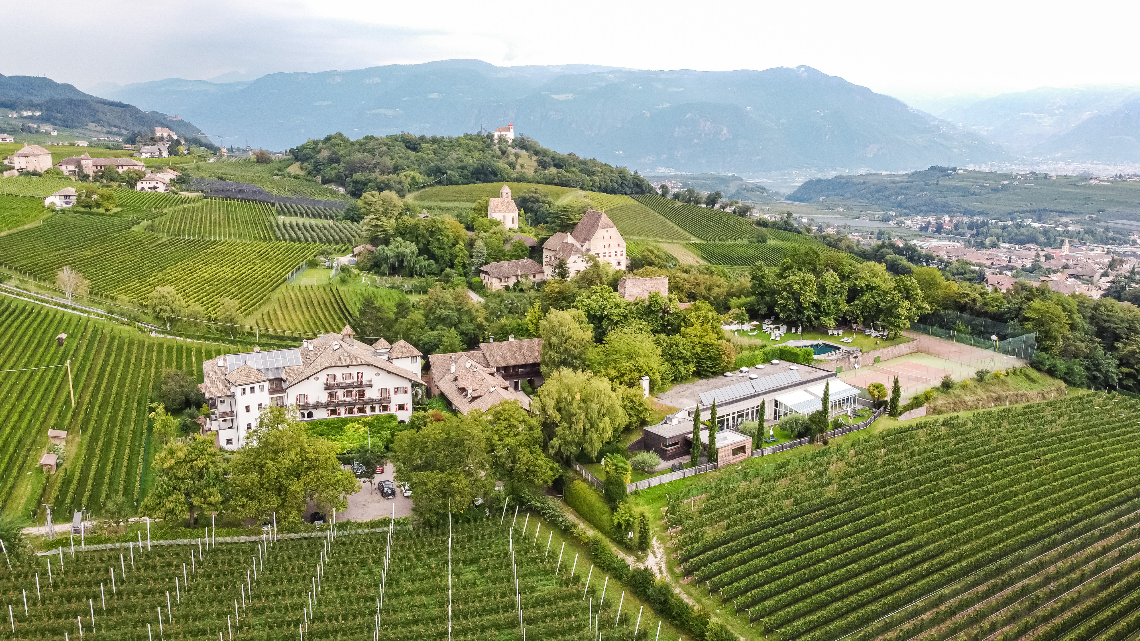 Wellnessurlaub - Bozen und Umgebung - Aussenansicht - Hotel Weingut Stroblhof