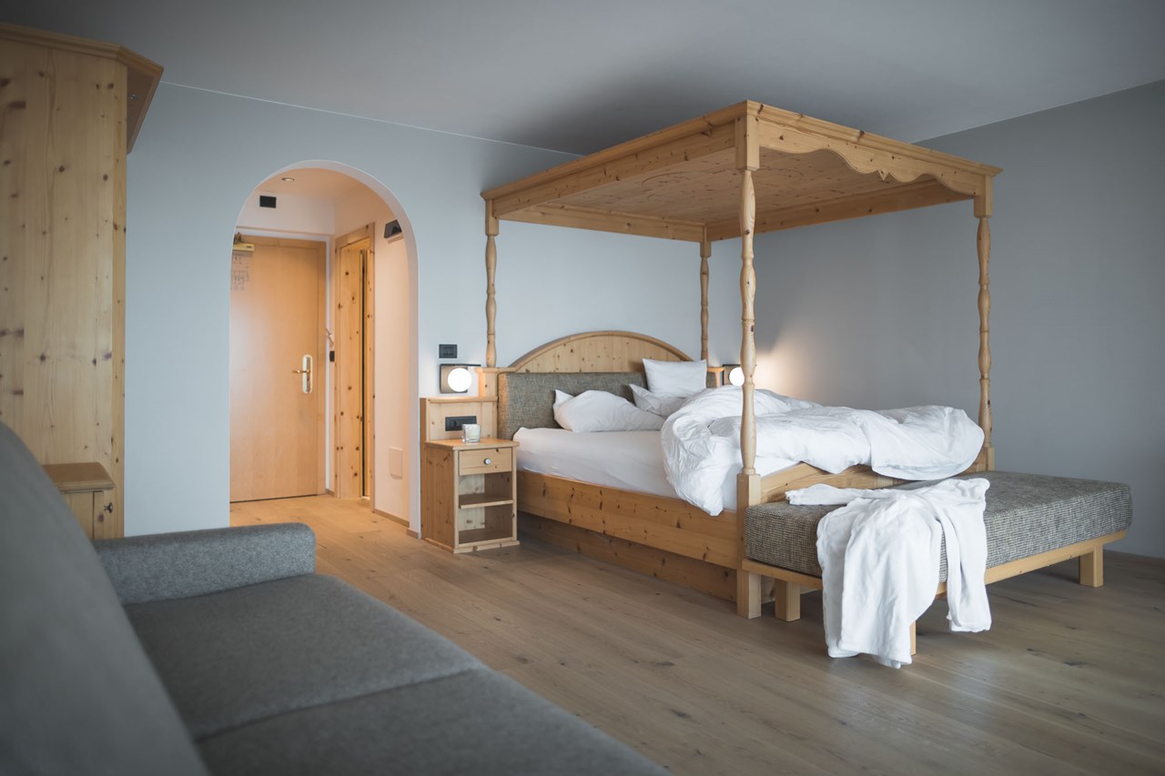 Berghotel Zirm Zimmerkategorien Romatikzimmer