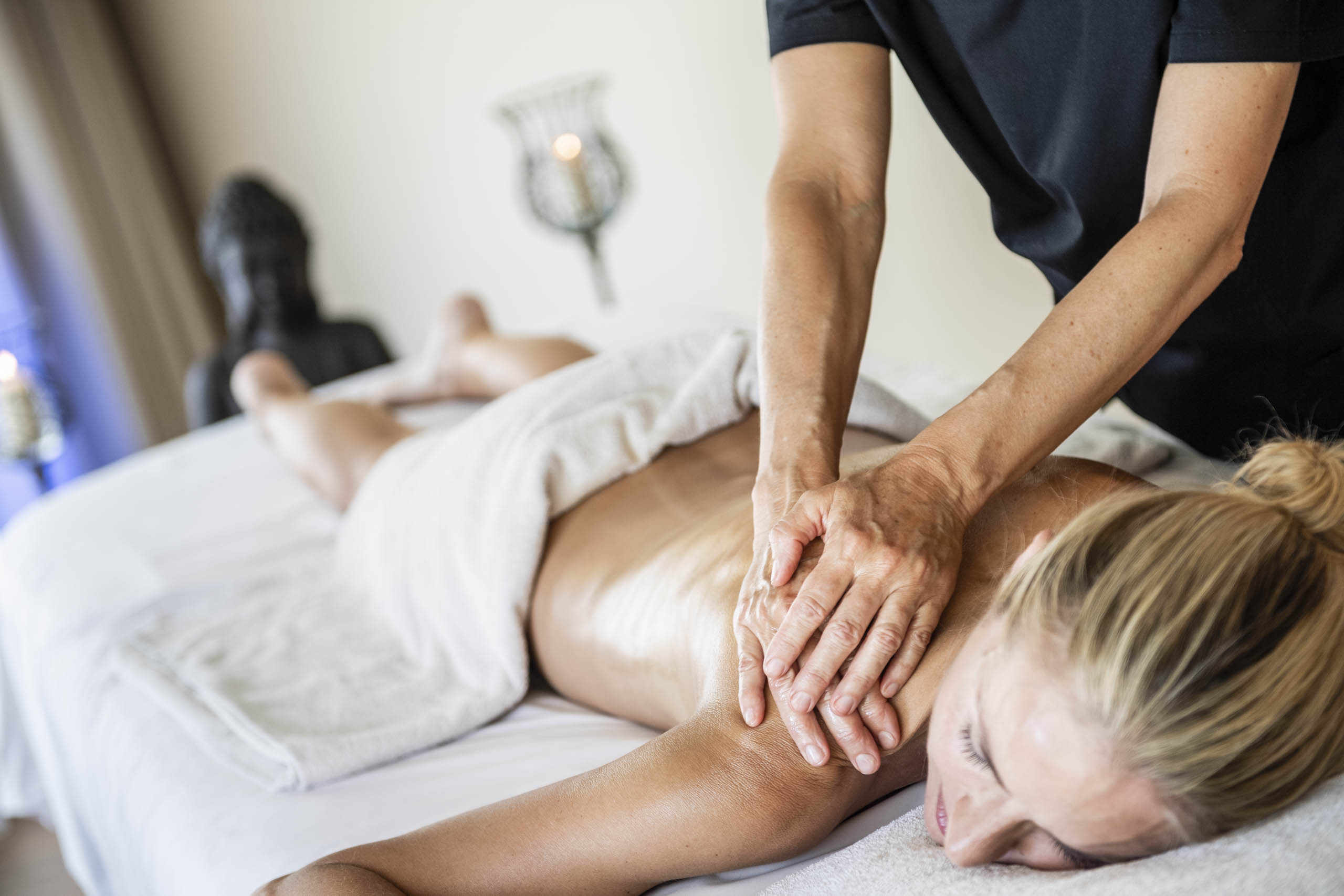 Mirabell Dolomites Hotel Luxury Ayurveda & Spa Massagen im Detail Massagen - auf Tuchfühlung