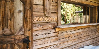 Wellnessurlaub - Dorf Tirol - Außensauna - waldsauna - Naturhotel Rainer