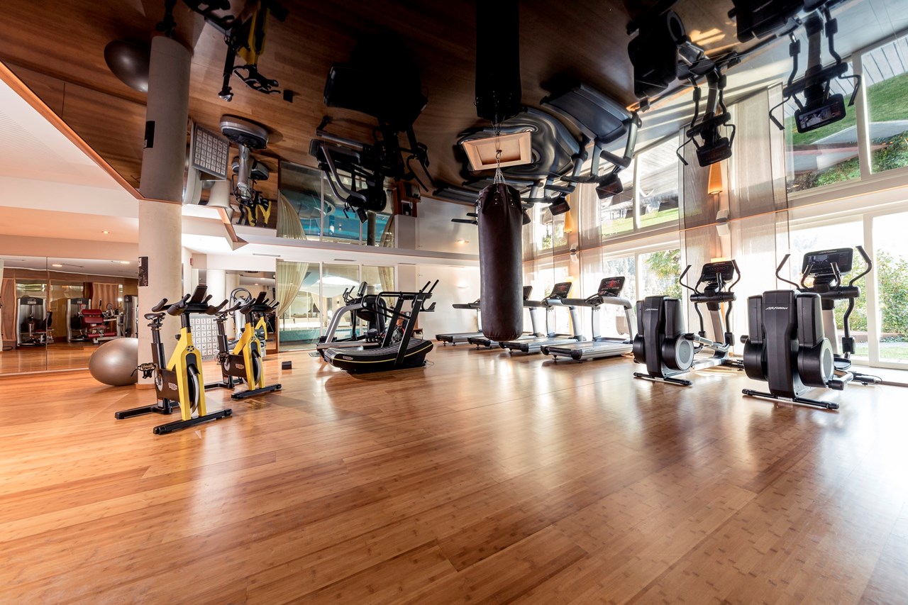 Quellenhof Luxury Resort Passeier Fitnessangebote im Detail Fitnessraum
