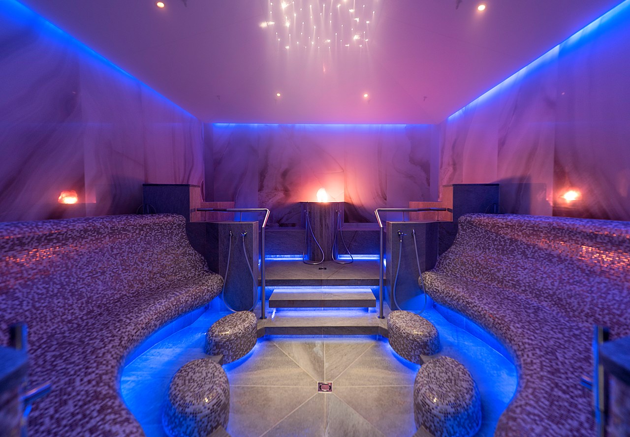 Quellenhof Luxury Resort Passeier Saunen und Bäder im Detail Sauna-Welt Vital