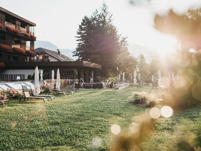 Wellnessurlaub - Corvara in Badia - Garten - Hotel Rudolf