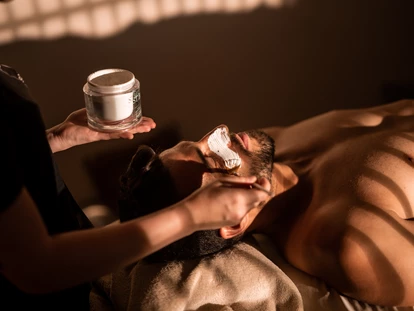 Wellnessurlaub - Babysitterservice - Gesichtsbehandlung - Sonnen Resort