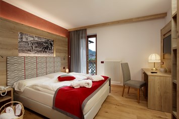Wellnesshotel: comfort room - TEVINI - Dolomites Charming Hotel