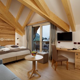 Wellnesshotel: superior deluxe room - TEVINI - Dolomites Charming Hotel