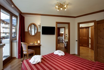 Wellnesshotel: natur suite - TEVINI - Dolomites Charming Hotel