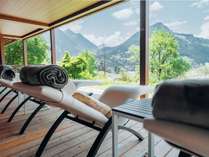 Wellnessurlaub - Fontanella - Unsere beschattete Sonnenterrrasse - Hotel Prinz-Luitpold-Bad