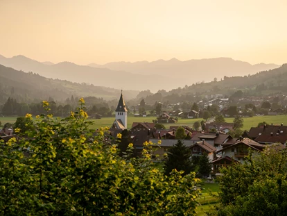 Wellnessurlaub - Fontanella - Unser wunderschöner, kleiner Ort, vom Hotel aus gesehen. - Hotel Prinz-Luitpold-Bad