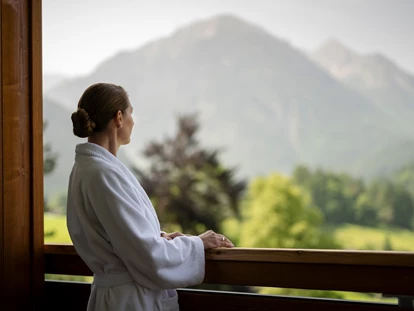 Wellnessurlaub - Fontanella - Bergblick von Ihrem Hotelbalkon - von jedem Zimmer aus. - Hotel Prinz-Luitpold-Bad