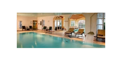 Wellnessurlaub - Pools: Sportbecken - Metten - Thermalschwimmbecken - Hotel Quellenhof