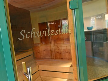 Hotel Sonnenhügel Familotel Rhön Saunen und Bäder im Detail Schwitzstube