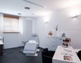 Wellnesshotel: Behandlungszimmer in unserer Beauty- & Wellnessabteilung - Hotel St. Wolfgang*****