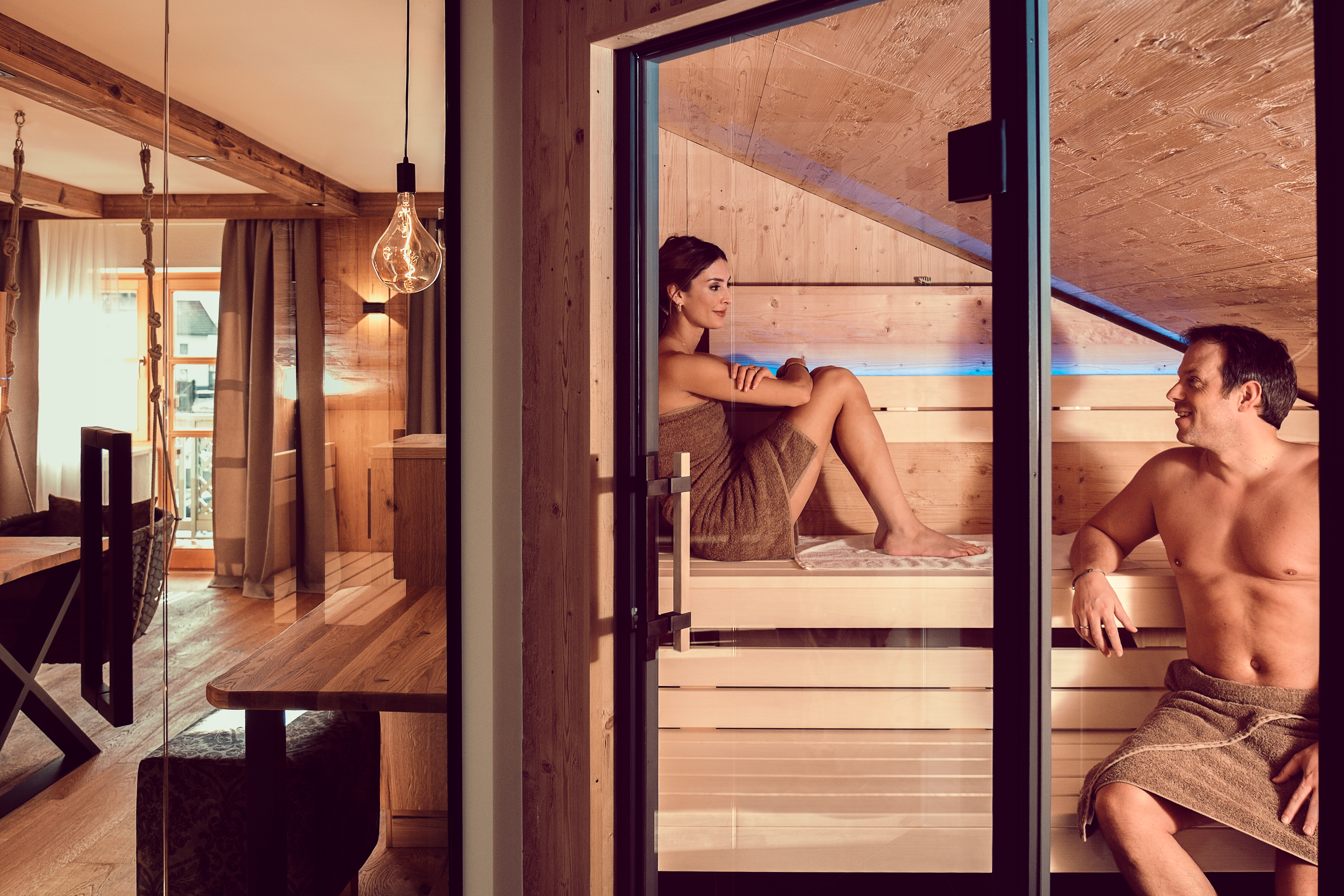 Wellnesshotel: Suite "Holz" - Hotel Zum Kramerwirt