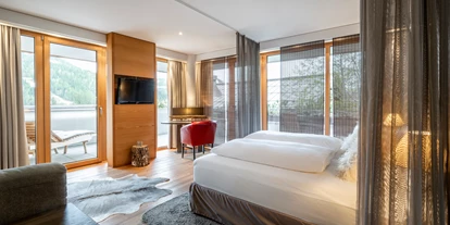 Wellnessurlaub - Day SPA - Dornbirn - Junior Suite Loggia Eck mit Eck-Balkon - HUBERTUS Mountain Refugio Allgäu
