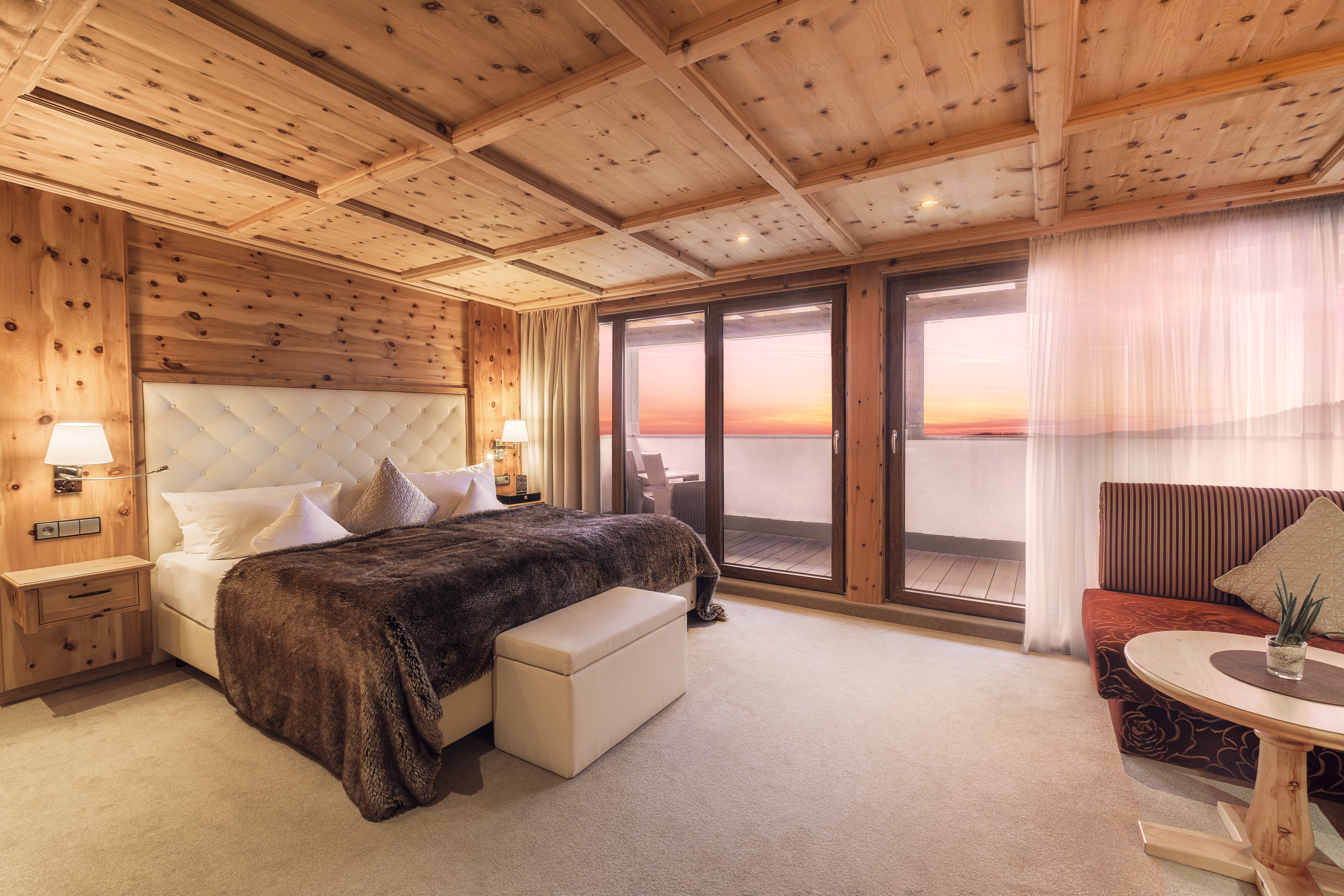 Landromantik Hotel Oswald - Gourmet & SPA Zimmerkategorien Zirbenzimmer Abendrot