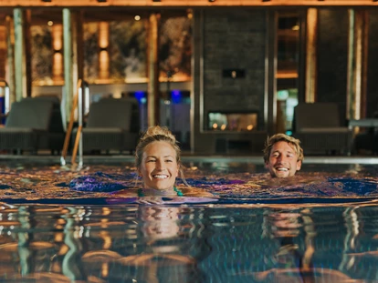 Wellnessurlaub - Schwanenstadt - Eintauchen in der größten Hotel-Therme Bayerns - Ortner's Resort*****, Luxury & Lifestyle