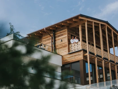 Wellnessurlaub - Schwanenstadt - Blick vom Balkon unserer "Stillen Alm" - Ortner's Resort*****, Luxury & Lifestyle