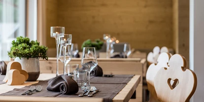 Wellnessurlaub - Dorf Tirol - Speisesaal - Wanderhotel Jaufentalerhof