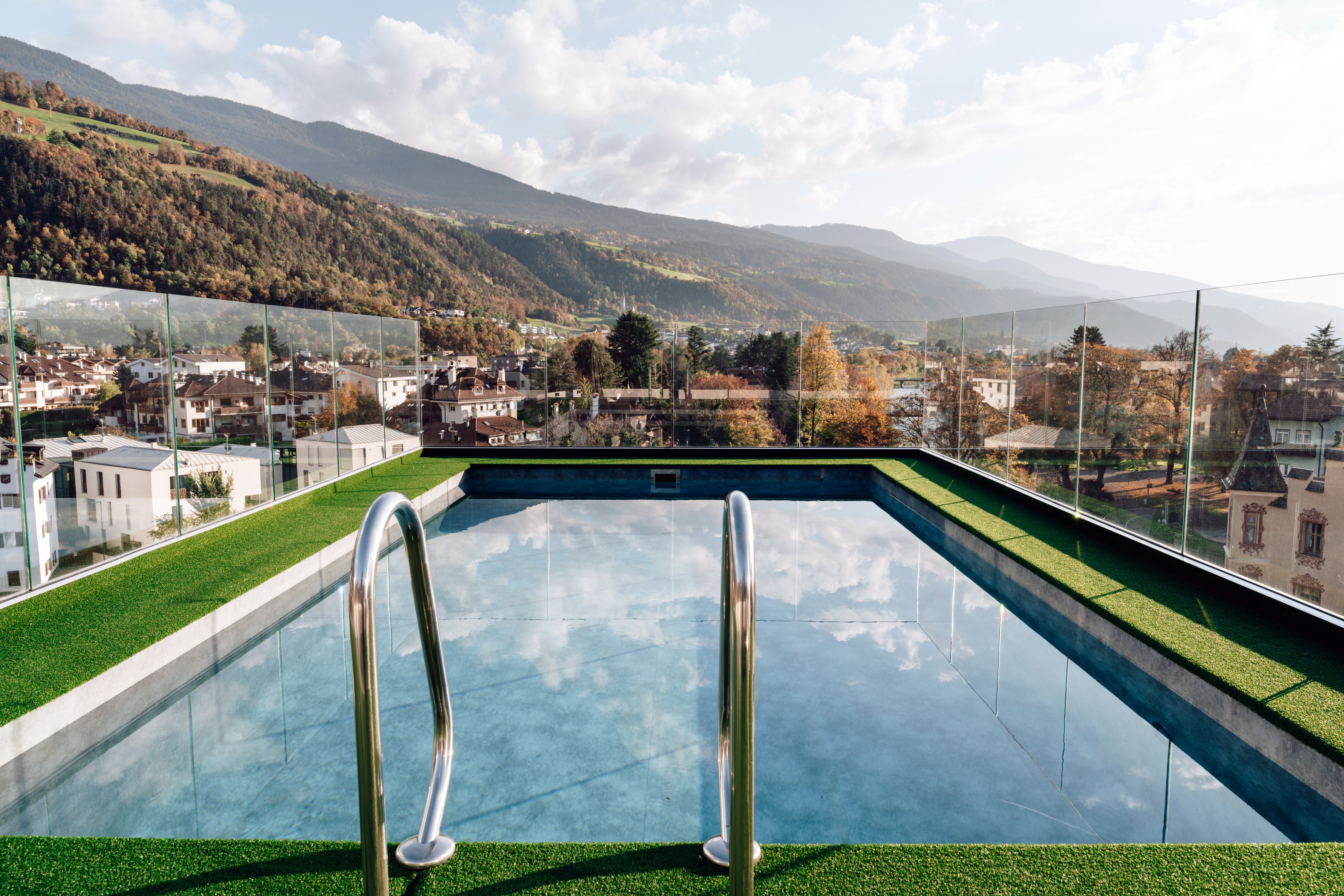 Wellnessurlaub - Terenten - Panoramapool - Dominik Alpine City Wellness Hotel