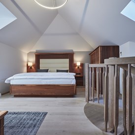 Wellnesshotel: Beispiele unserer Ausstattung der Schlafzimmer im Dachgeschoss. - Hotel EDELWEISS Berchtesgaden