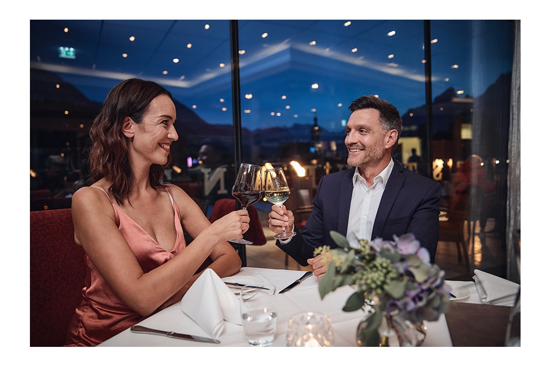 Wellnesshotel: Candle-Light-Dinner zu Zweit bei uns im Restaurant PANORAMA genießen - Hotel EDELWEISS Berchtesgaden