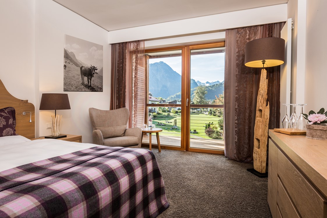 Wellnesshotel: Zimmerbeispiel mit traumhaftem Bergblick - Hotel Exquisit