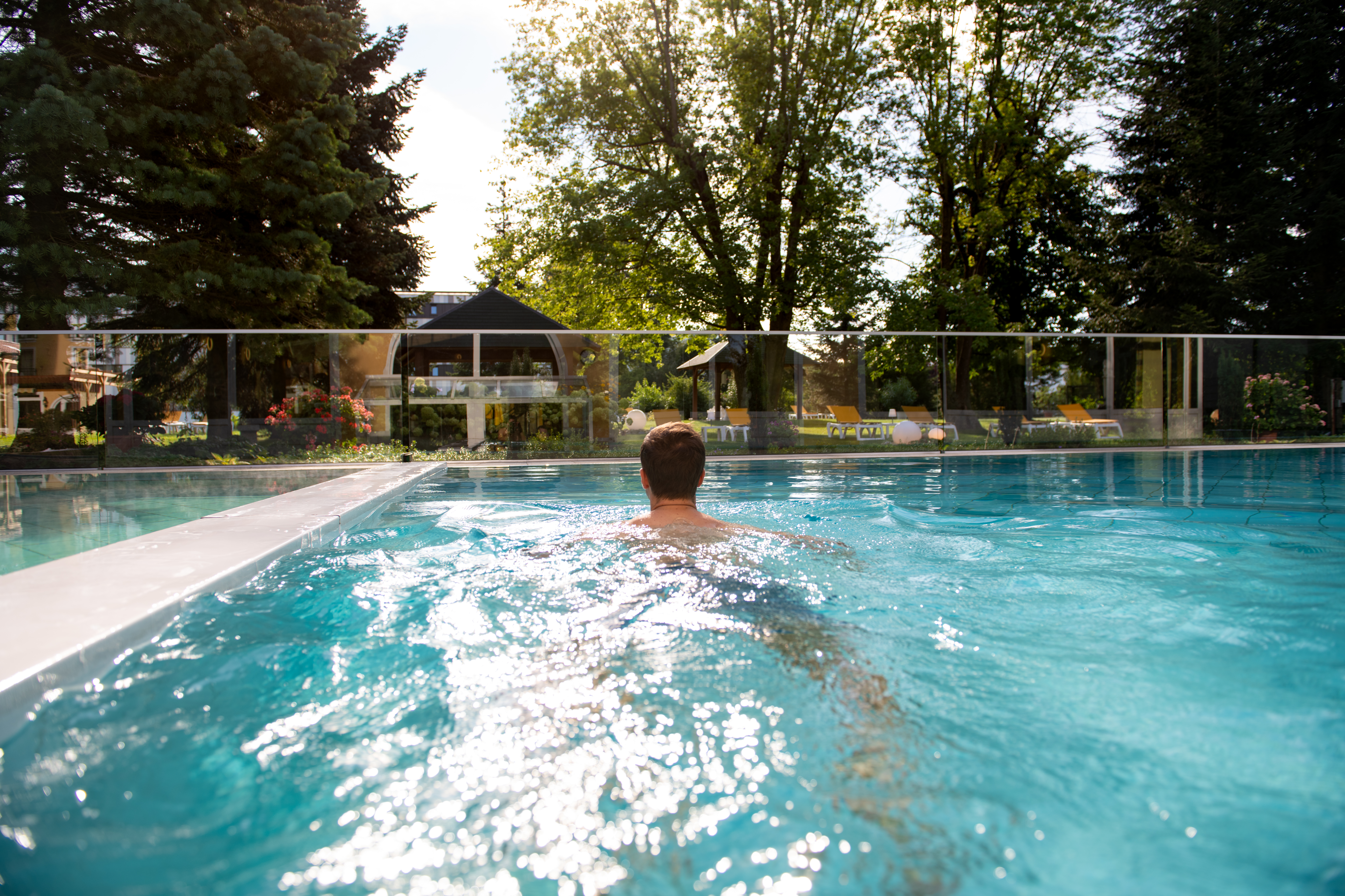 Wellnesshotel: Aussen-Thermalpool - Kurhotel Zink - Wasser