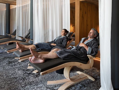 Wellnessurlaub - Private Spa - Otterbach (Sankt Florian am Inn) - Infrarotliegen zum Entspannen - Wellness & Naturresort Reischlhof****S
