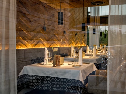 Wellnessurlaub - Private Spa - Otterbach (Sankt Florian am Inn) - Restaurant - Wellness & Naturresort Reischlhof****S