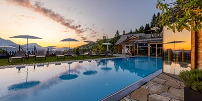 Wellnessurlaub - Day SPA - Altenmarkt im Pongau - Außenpool mit Panoramablick - Natur- und Wellnesshotel Höflehner****Superior