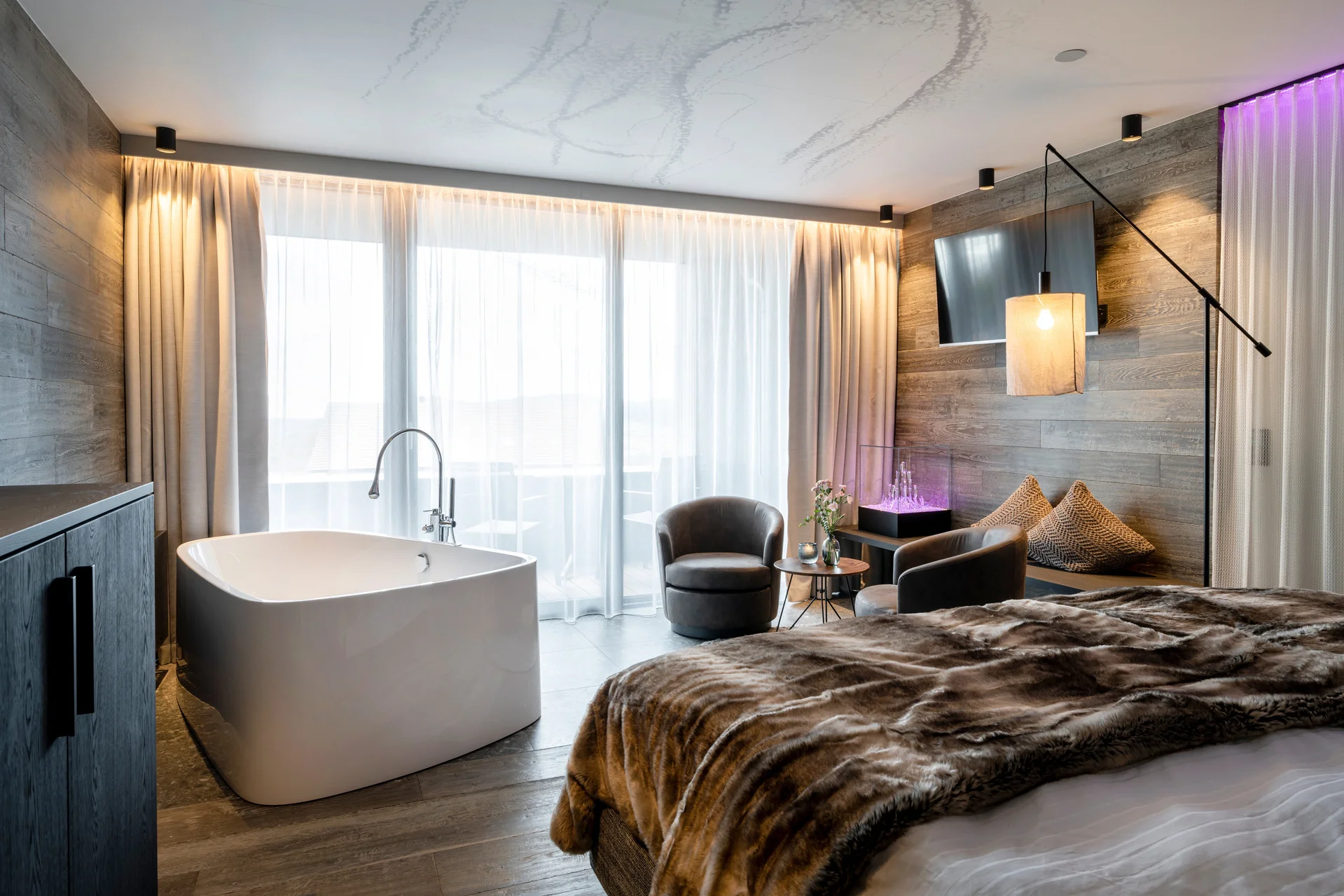 Hüttenhof ****S - Wellnesshotel und Luxus-Bergchalets - adults only Zimmerkategorien Wohlfühlzimmer "Bauchkribbeln"