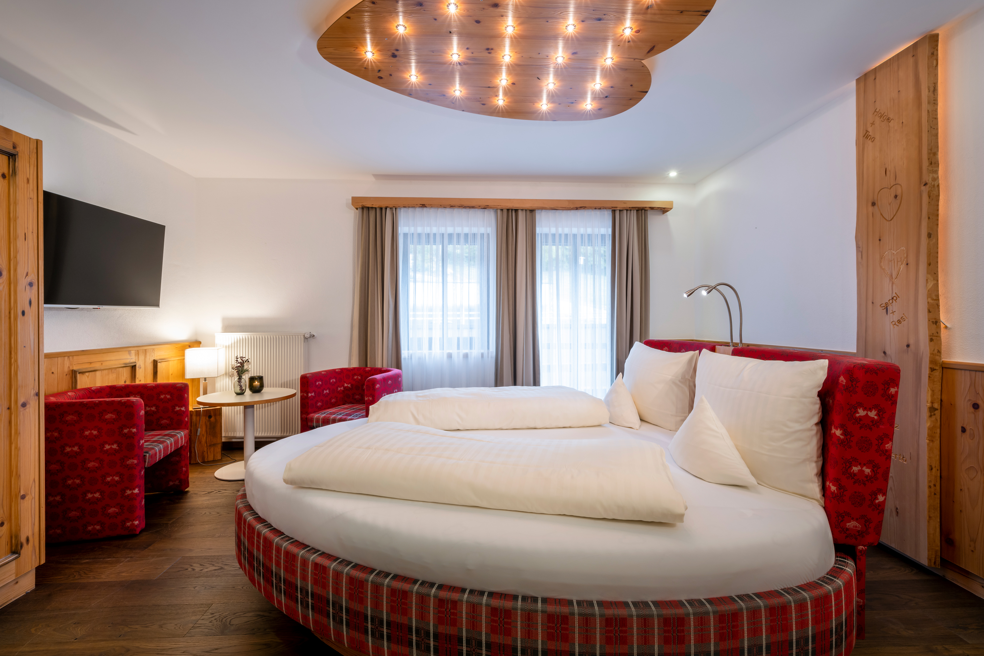 Hüttenhof ****S - Wellnesshotel Und Luxus-Bergchalets - Adults Only ...