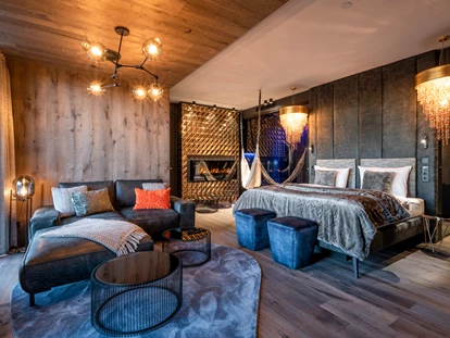 Wellnessurlaub - Private Spa - Otterbach (Sankt Florian am Inn) - Golden Sky-Suite - Hüttenhof ****S - Wellnesshotel und Luxus-Bergchalets - adults only