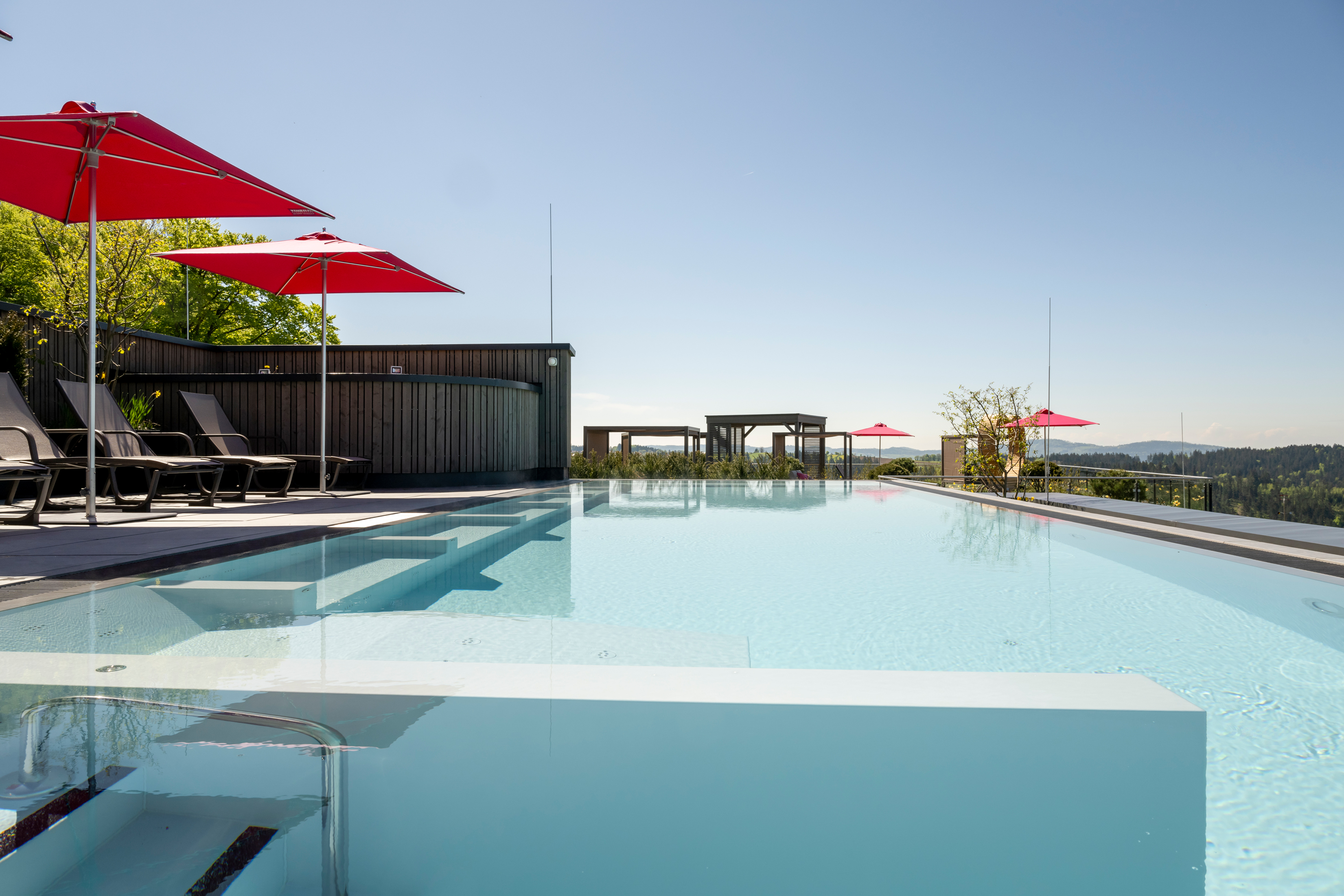 Wellnesshotel: Sky-Pool - der Platz mit der schönsten Aussicht  - Hüttenhof ****S - Wellnesshotel und Luxus-Bergchalets - adults only - Sauna | Spa, Wasser