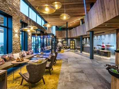 Wellnessurlaub - Private Spa - Otterbach (Sankt Florian am Inn) - Herzlich Willkommen im Hüttenhof!  - Hüttenhof ****S - Wellnesshotel und Luxus-Bergchalets - adults only