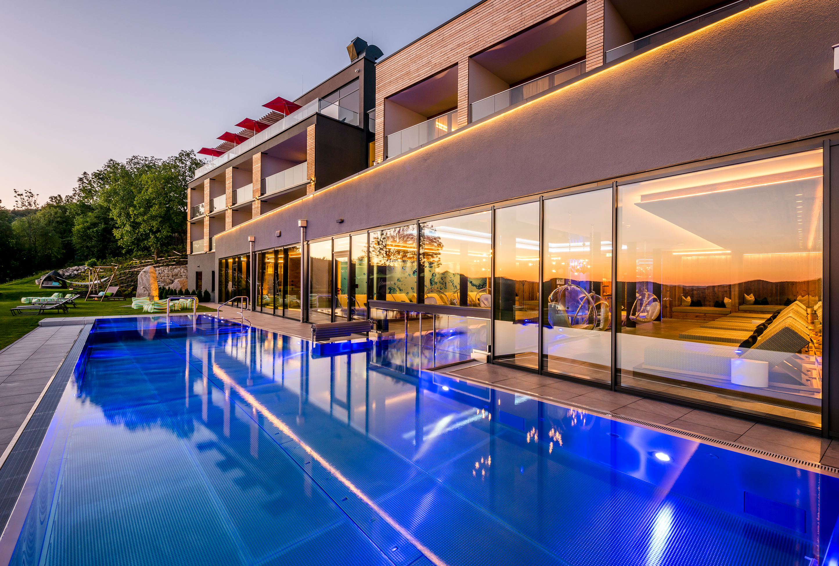 Wellnessurlaub - Ostbayern - Deine Auszeit zu zweit  - Hüttenhof ****S - Wellnesshotel und Luxus-Bergchalets - adults only