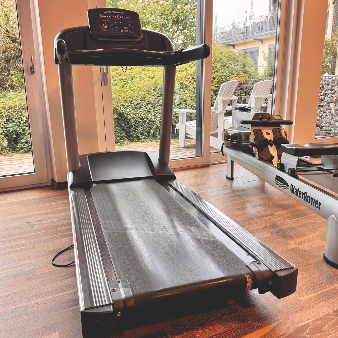 Wellnesshotel Riedlberg Fitnessangebote im Detail Laufband
