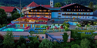 Wellnessurlaub - Klassifizierung: 4 Sterne - Bischofsmais - Hotelansicht - Wellnesshotel Hofbräuhaus