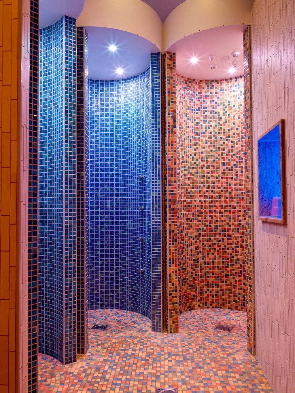 Landhotel Geyer Saunen und Bäder im Detail Erlebnisduschen